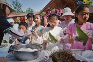 波多尔斯基：拜仁时期我差点去曼城，中国俱乐部也曾对我疯狂报价